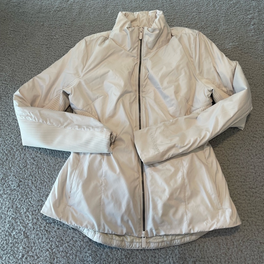 Lululemon SoftMatte Insulated Mid-Length Jacket White Opal Size 8